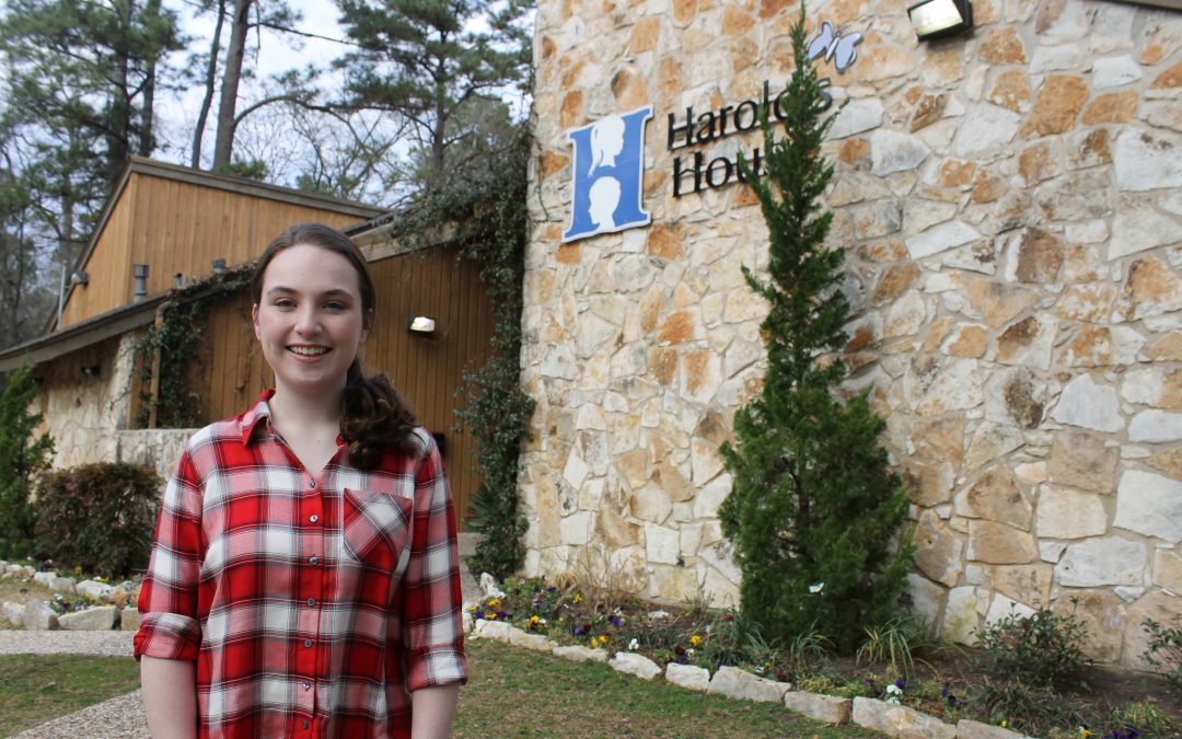 LHS Student Spearheads Gift Card Drive for Harold’s House